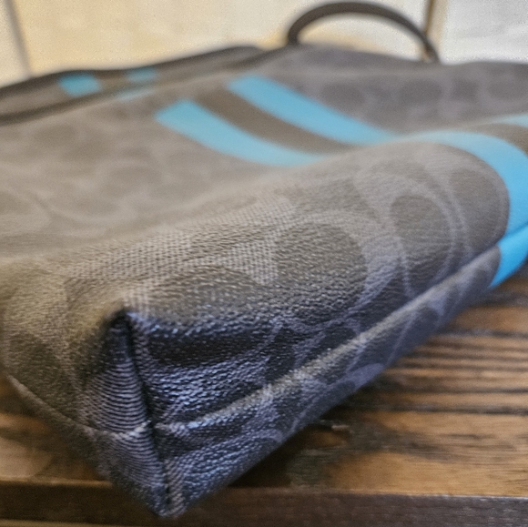 Coach Gray and Blue Crossbody Bag - Picture 10 of 14